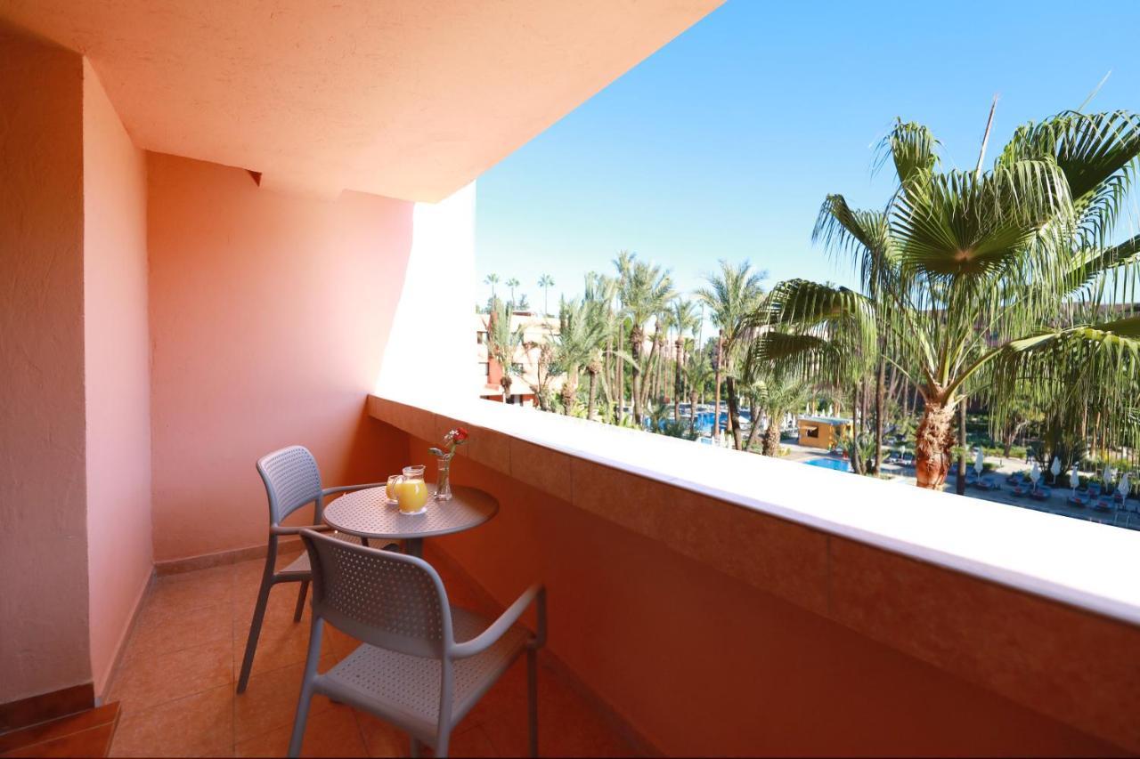 Kenzi Rose Garden Hotel Marrakesh Exterior photo A balcony