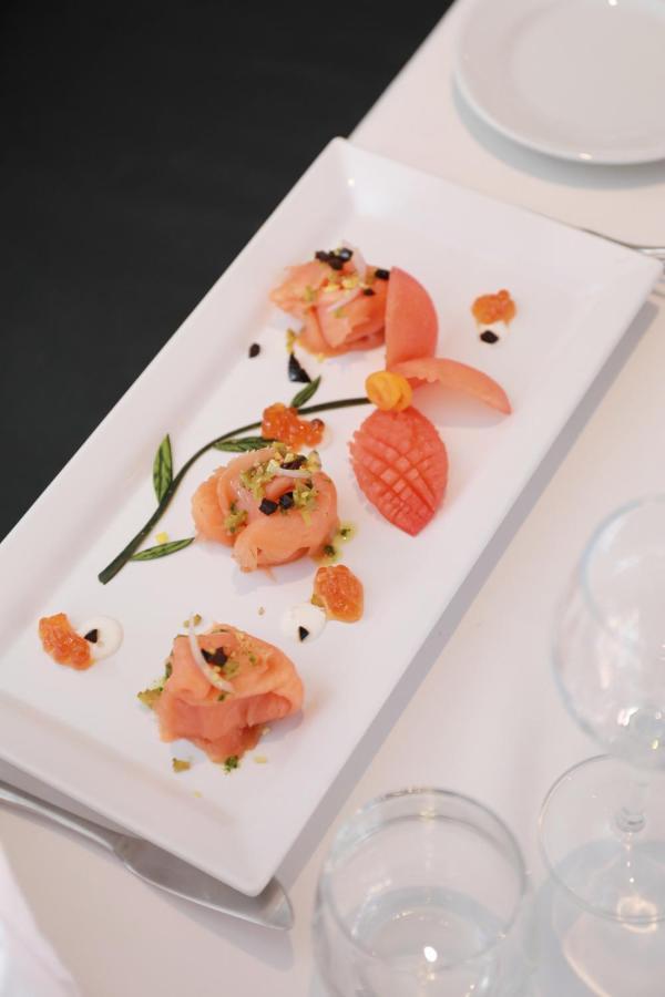 Kenzi Rose Garden Hotel Marrakesh Exterior photo Salmon and caviar