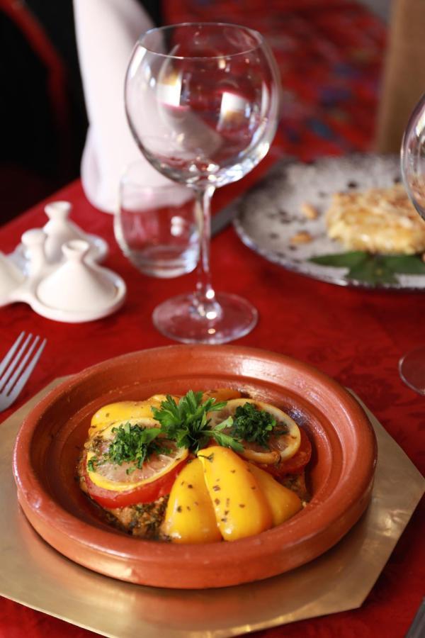 Kenzi Rose Garden Hotel Marrakesh Exterior photo A typical Moroccan dish